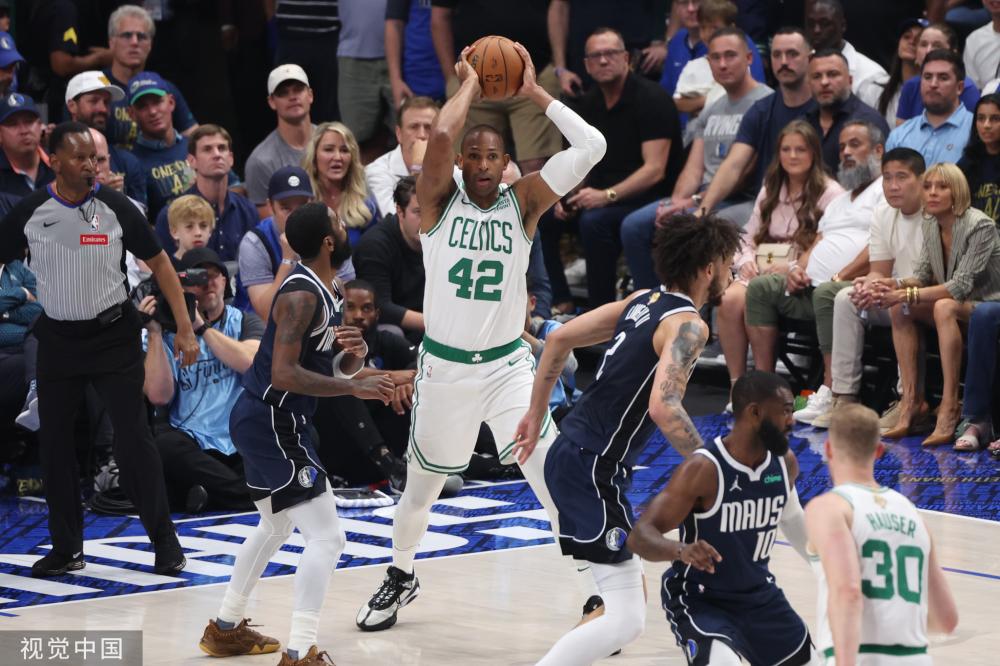 成功地在激 成功地在激