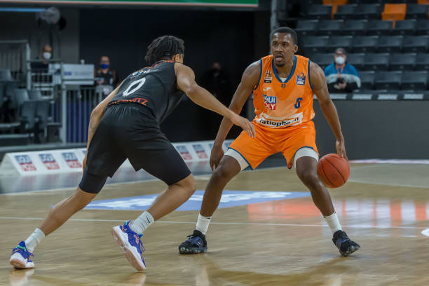 那些在逆境 那些在逆境